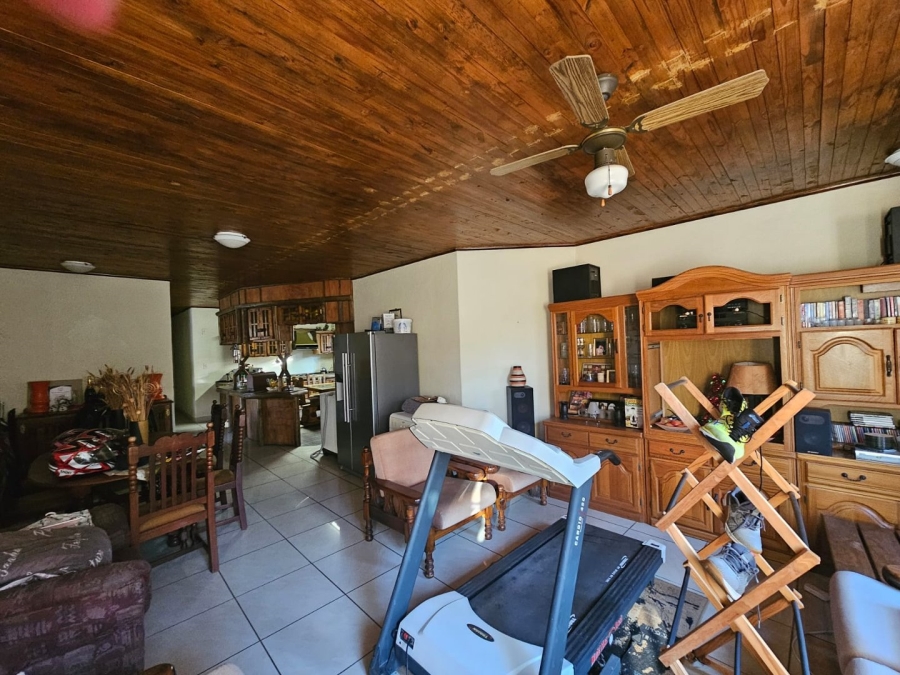 Commercial Property for Sale in Waterglen A H North West